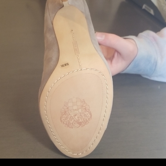 Vince Camuto Sandra open toe heels 8.5 - Picture 3 of 10